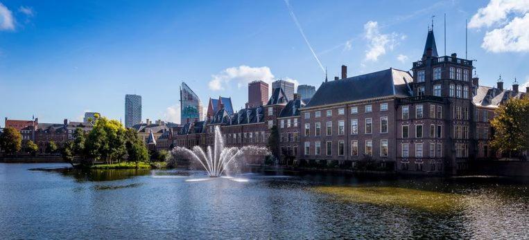 Riva Hotel Den Haag - Delft Exterior photo